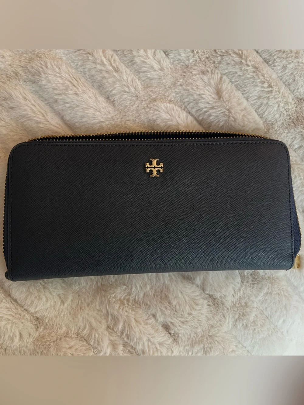 Tory Burch Zip Around Leather Wallet - Navy